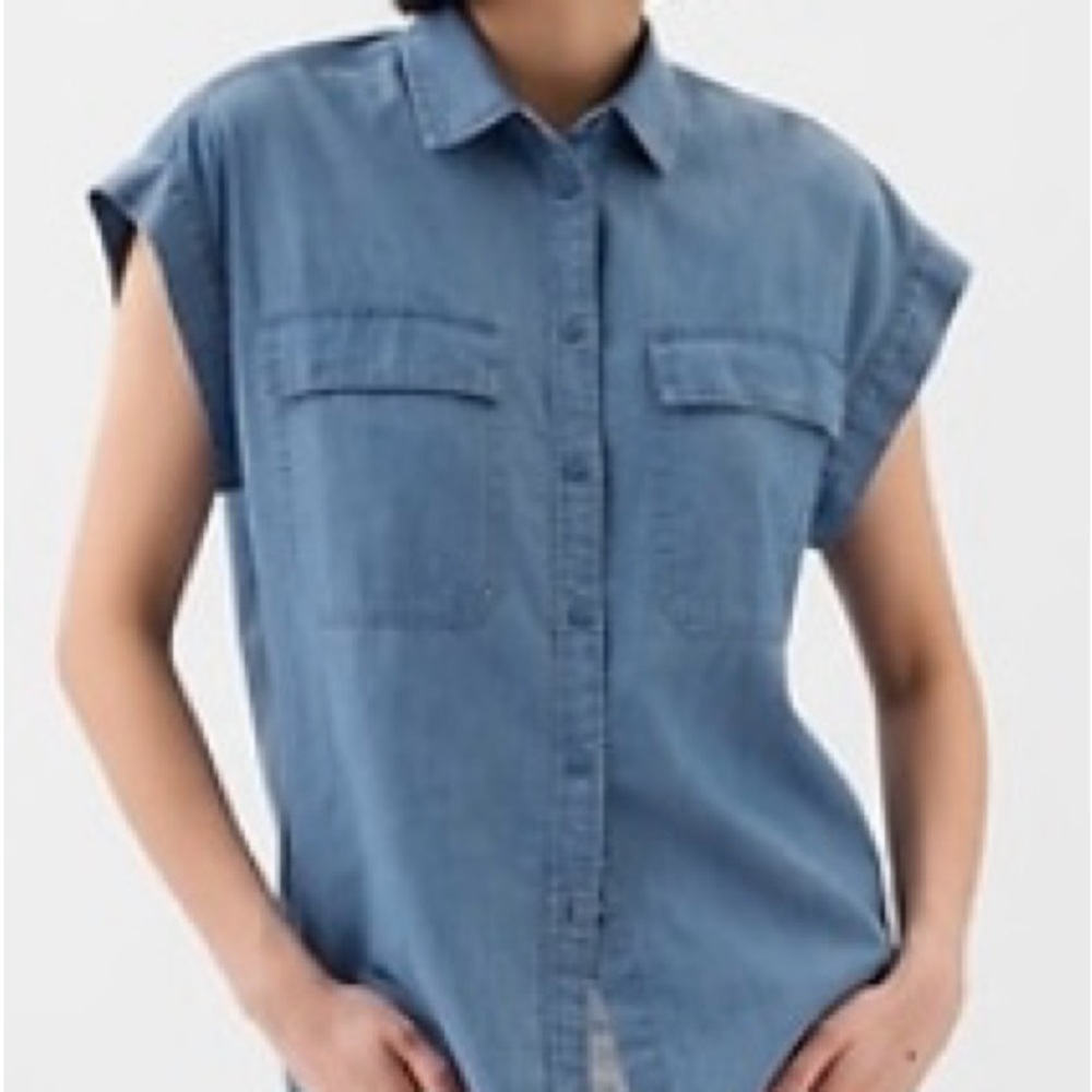 GAP Factory Light Wash Utility Shirt - New NEVER worn